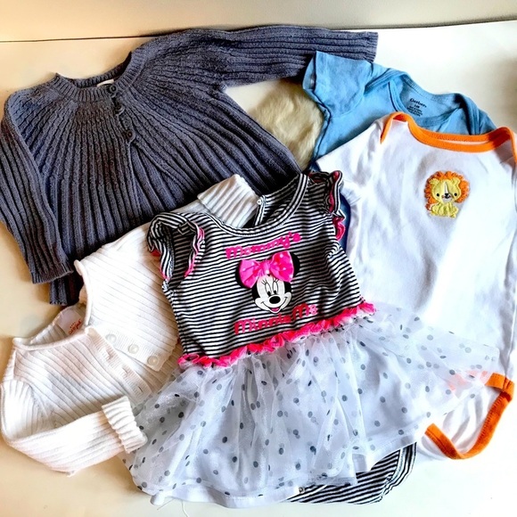Infant Baby Bundle of Clothes 3-6 months - Picture 1 of 7